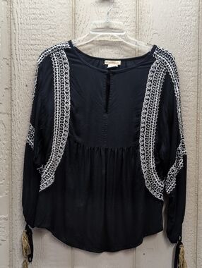 Gorgeous Beaded/Embroidered Top - Small